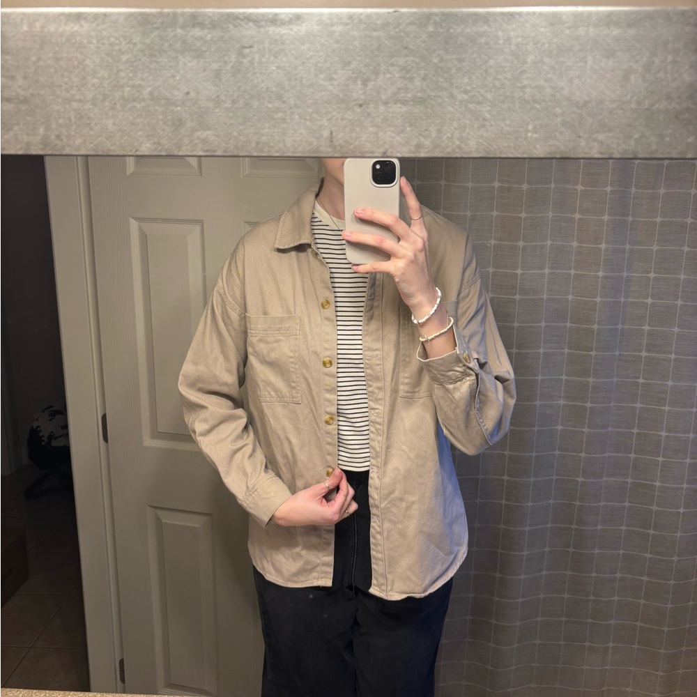 VINTAGE BUTTON UP